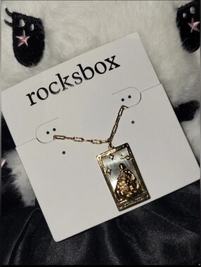 Rocksbox "Strength" Tarot Card Pendant 14k Gold Plate 20"+2' Extender CZ Amulet